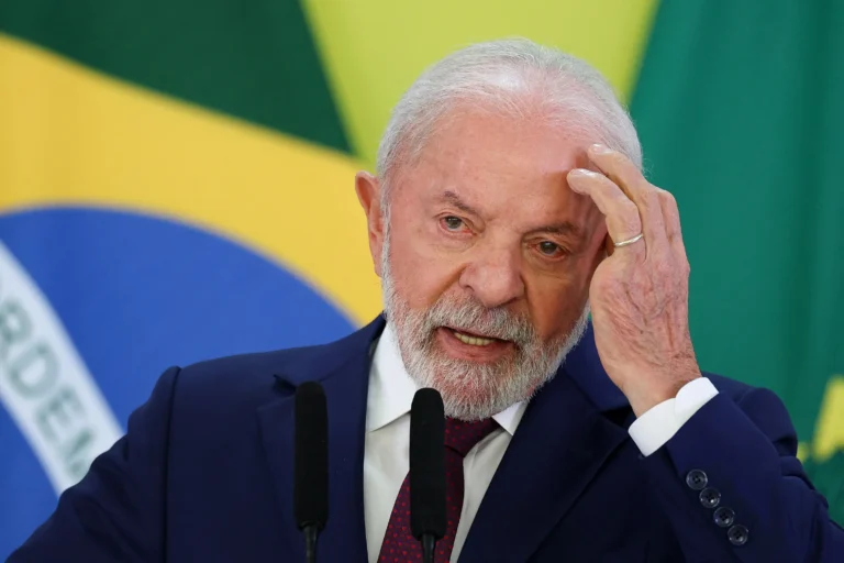 Lula Anuncia Possível Recompra da Refinaria de Mataripe pela Petrobras