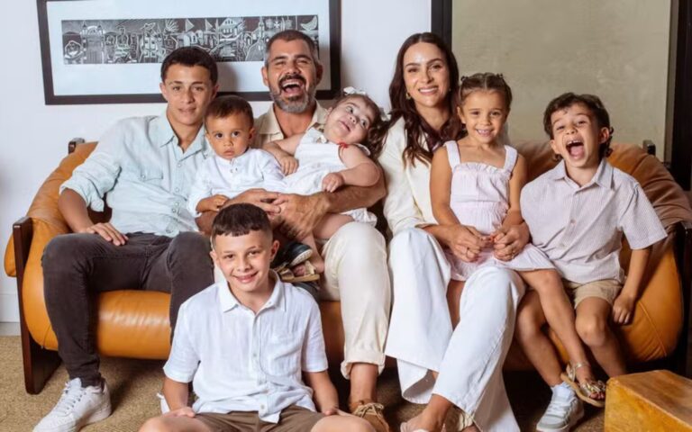 Mãe de Seis e Esposa de Ator da Globo Compartilha sua Missão Religiosa com a Família