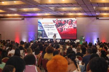 Mais de 700 Educadores Participam do I Encontro de Gestão da Aprendizagem na Bahia Mais de 700 Educadores Participam do I Encontro de Gestão da Aprendizagem na Bahia
