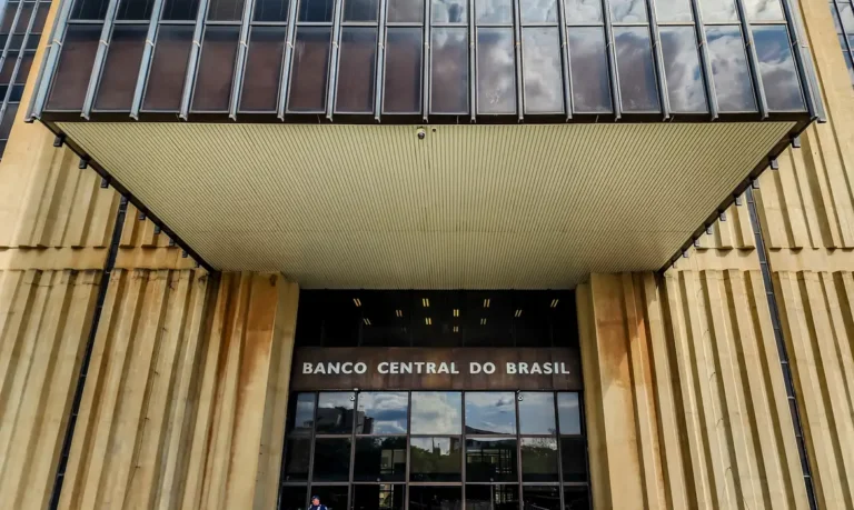 Mercado Eleva Previsão da Inflação para 4,17% em 2026: Impactos e Expectativas Mercado Eleva Previsão da Inflação para 4,17% em 2026: Impactos e Expectativas