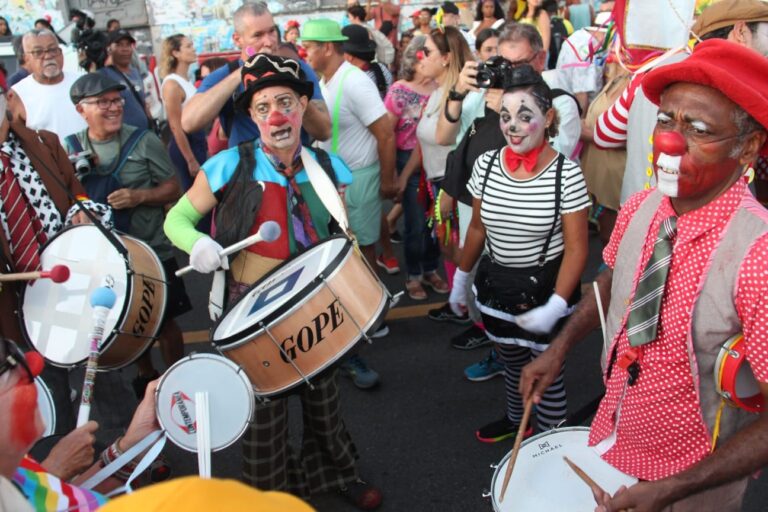 Prefeitura Reconhece Festa dos Palhaços do Rio Vermelho como Patrimônio Cultural de Salvador