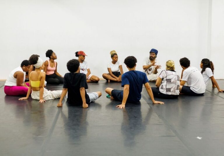 Salvador Recebe Oficinas Gratuitas de Teatro Negro Neste Fim de Semana Salvador Recebe Oficinas Gratuitas de Teatro Negro Neste Fim de Semana