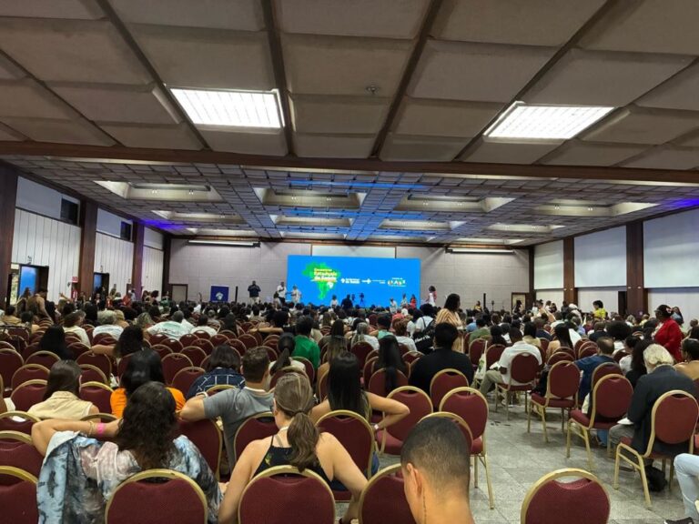 Senhor do Bonfim Fortalece o SUS em Encontro Estadual de Saúde na Bahia