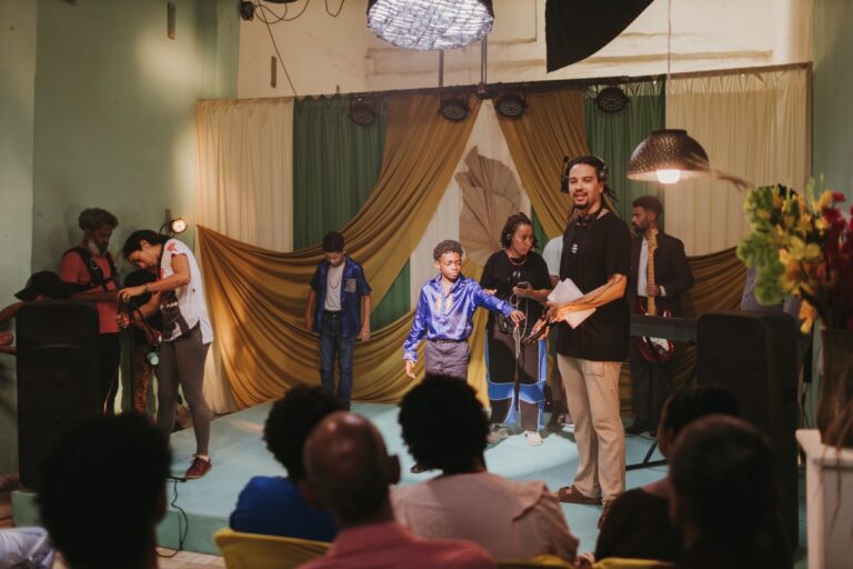 Sonho de Arrocha: O Filme Baiano Que Une Música e Fé na Saga de um Menino Cantor Sonho de Arrocha: O Filme Baiano Que Une Música e Fé na Saga de um Menino Cantor