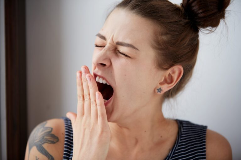 Uso de Canetas Emagrecedoras: Cuidados com a Saúde Bucal e o 'Bafo de Ozempic'