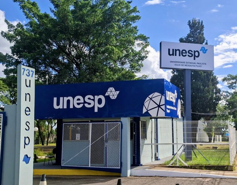 Uso de Inteligência Artificial em Universidades: O Que é Permitido e O Que Não é