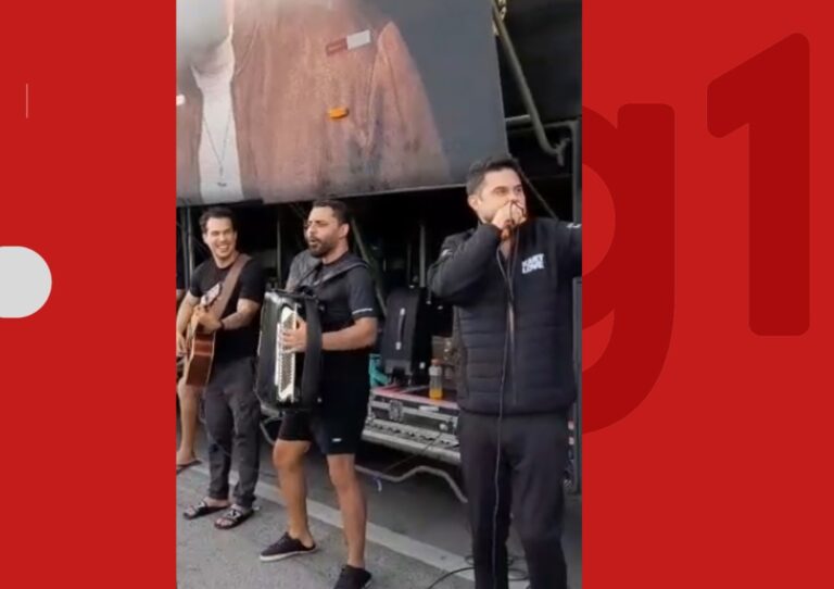 Banda Kart Love Realiza Show Improvisado na BR-324 Durante Engarrafamento