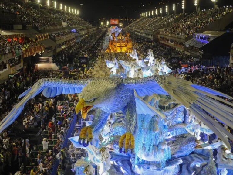 Carnaval 2027 no Rio: Inovação e Envolvimento Comunitário nas Escolas de Samba Carnaval 2027 no Rio: Inovação e Envolvimento Comunitário nas Escolas de Samba