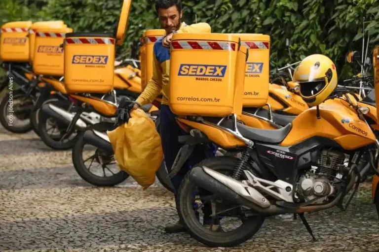 Correios: 30% de Adesão ao PDV 2026 e Economia Bilionária em Vista
