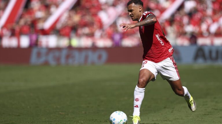 Decisões Cruciais: O Desafio de Pezzolano no Inter sem Alan Patrick