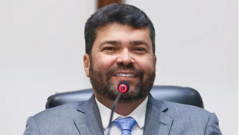 Deputado Marcinho Oliveira Propõe Manto Protetor em Enterros para Preservar o Meio Ambiente