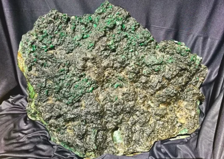 Esmeralda de 142 kg na Bahia será leiloada por R$ 79,8 milhões