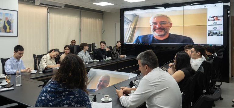 Estudantes da FGV Vivenciam Imersão no SUS no Ministério da Saúde Estudantes da FGV Vivenciam Imersão no SUS no Ministério da Saúde