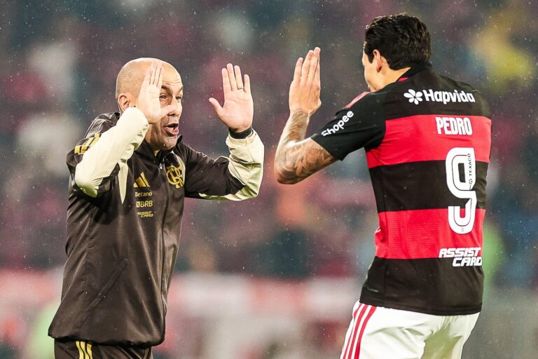 Flamengo Entra em Campo com Novidades: Leonardo Jardim Escala Time Para Enfrentar o Bahia