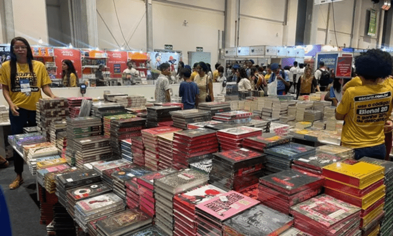 Furto de celular marca o Sábado da Bienal do Livro da Bahia