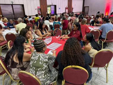 Gestores da Educação se Reúnem em Encontro Presencial na Bahia: Especialização em Gestão Escolar Gestores da Educação se Reúnem em Encontro Presencial na Bahia: Especialização em Gestão Escolar