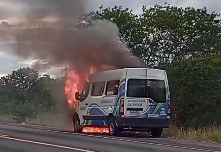 Incêndio em Veículo da Secretaria de Saúde de Capim Grosso: Uma Aventura Surpreendente