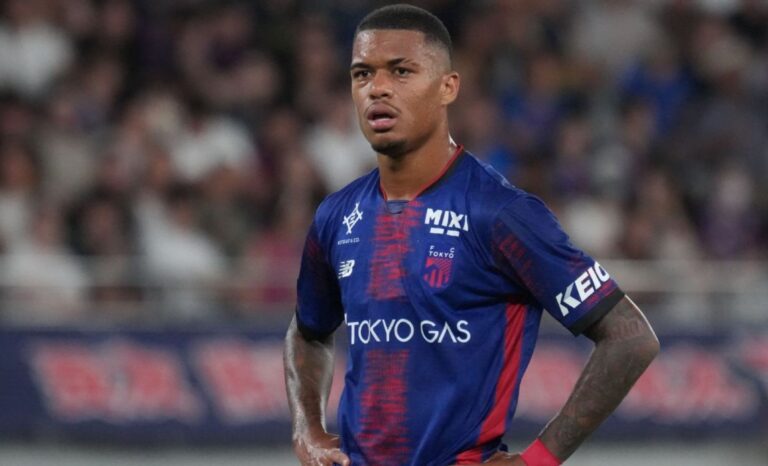 Marcelo Ryan: Artilheiro em Ascensão no Futebol Japonês em Busca de Título Histórico