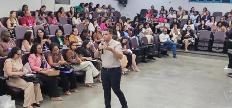 Movimento Bahia pela Educação: Encontro em Feira de Santana Reúne mais de 200 Representantes