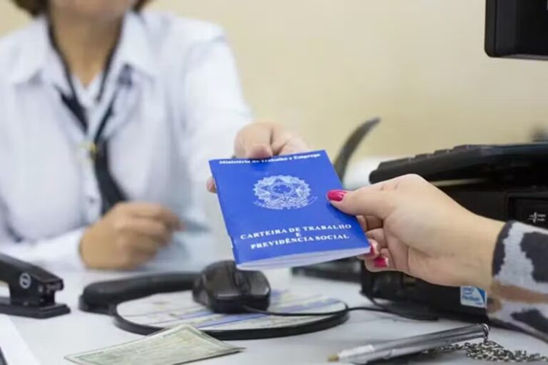 Processo Seletivo para Motoristas na Bahia: Oportunidades em 12 Cidades