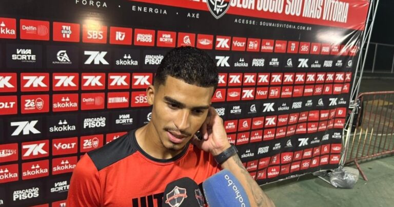 Renê Brilha como Artilheiro da Copa do Nordeste com Dois Gols e Destaca Força do Vitória