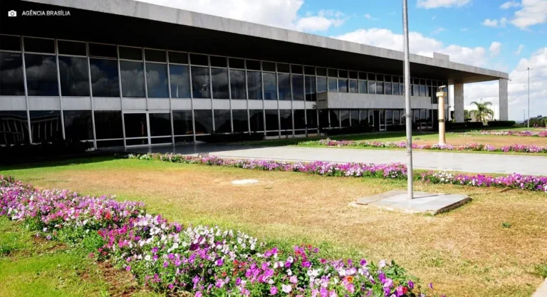 Serviços de Saúde no Feriado de Páscoa: Horários e Informações Importantes