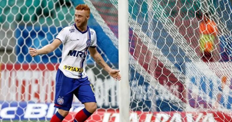 Souza se despede do futebol aos 38 anos; Confira sua trajetória pelo América-RN e Bahia Souza se despede do futebol aos 38 anos; Confira sua trajetória pelo América-RN e Bahia