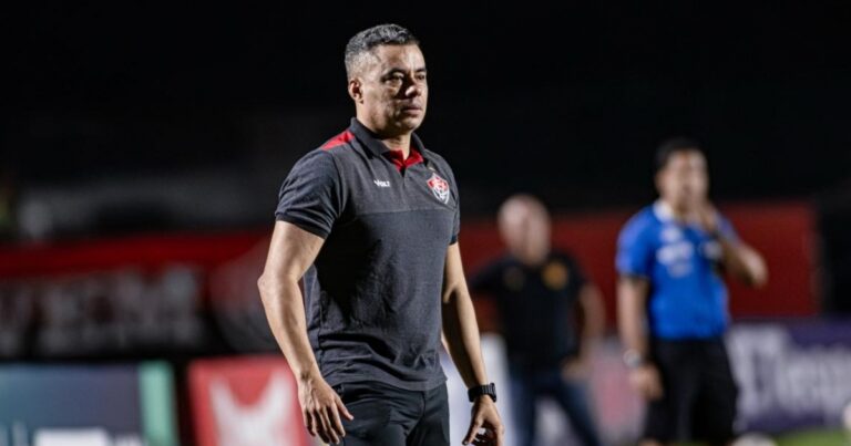 Vitória brilha na Copa do Nordeste e Jair Ventura comenta pressão da torcida