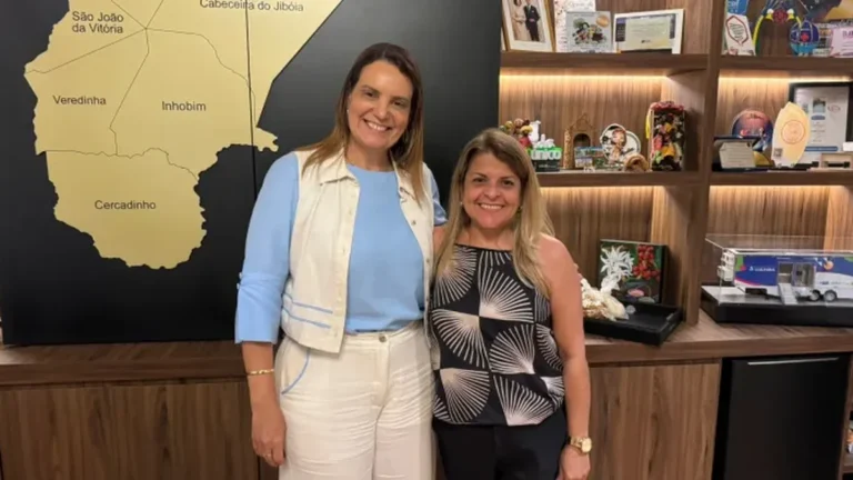 Lorena Andrade assume Secretaria de Saúde de Salvador com foco em gestão humanizada e eficiente