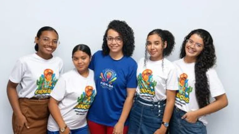 Estudantes da rede estadual de Juazeiro ganham destaque nacional com bioplástico sustentável Estudantes da rede estadual de Juazeiro ganham destaque nacional com bioplástico sustentável