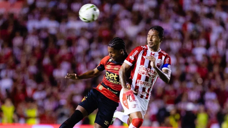Sport x Náutico: onde assistir ao vivo, horário e prováveis escalações para o clássico da Série B Sport x Náutico: onde assistir ao vivo, horário e prováveis escalações para o clássico da Série B