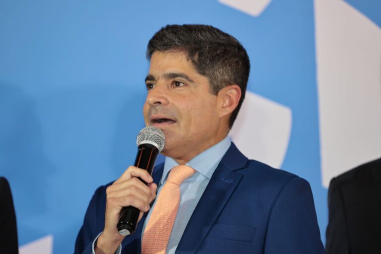 ACM Neto Analisa Modelos de Segurança Pública em Goiás para Implementar na Bahia
