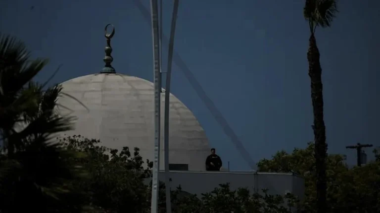 Tiroteio no Islamic Center of San Diego gera alerta na comunidade local
