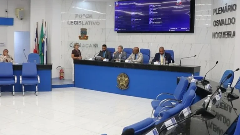 Camaçari: Câmara trava avanço na saúde e ameaça inauguração da Policlínica