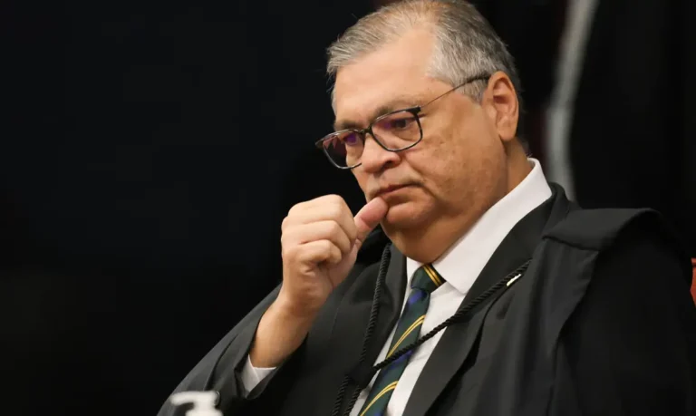Dino Questiona Ação da CVM e BC em Combate a Fraudes no Setor Financeiro