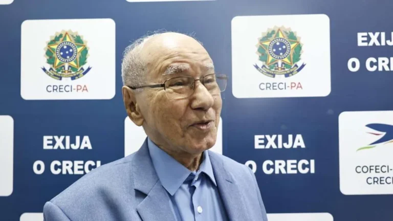 CRECI/PA homenageia jornalista Linomar Bahia por mais de 20 anos de contribuição ao mercado imobiliá
