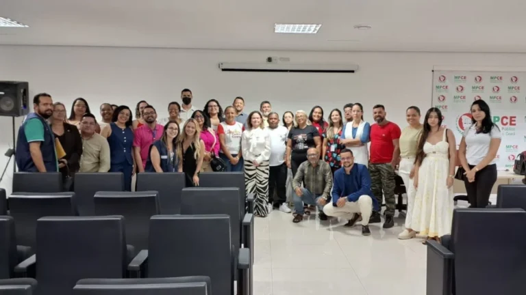 Ministério Público do Ceará fortalece diálogo sobre política antimanicomial em Juazeiro do Norte Ministério Público do Ceará fortalece diálogo sobre política antimanicomial em Juazeiro do Norte