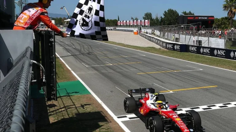 GP de Barcelona-Catalunha 2026: Hamilton quebra tabu e vence pela Ferrari em prova eletrizante GP de Barcelona-Catalunha 2026: Hamilton quebra tabu e vence pela Ferrari em prova eletrizante