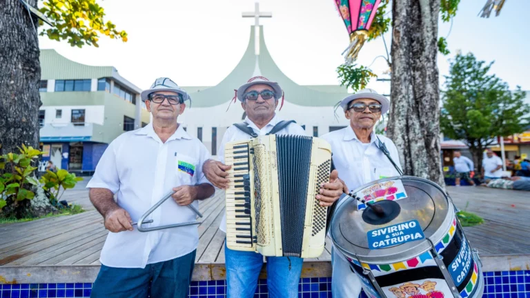Camaçari: Cortejo Junino Revitaliza Cultura Nordestina nas Ruas da Cidade