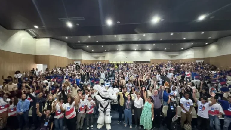 Feira em Juazeiro destaca protagonismo estudantil e fortalece cultura científica nas escolas da Bahi