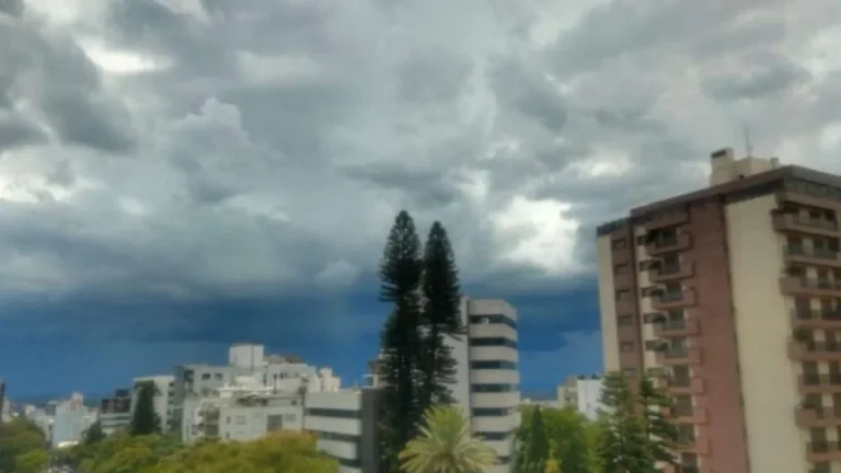 Chuva, Frio e Ciclone: Previsão do Clima para Julho no Sul e Centro do Brasil