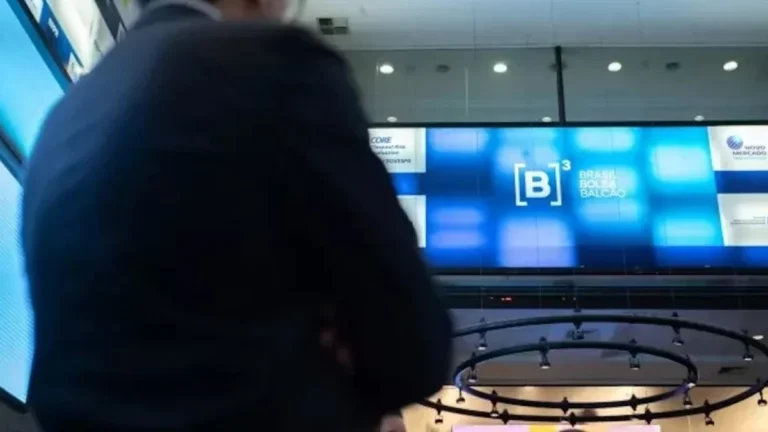 Ibovespa Hoje: Santander Dispara 13% enquanto Brava Energia Enfrenta Queda Ibovespa Hoje: Santander Dispara 13% enquanto Brava Energia Enfrenta Queda