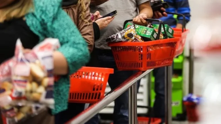Consumo das Famílias Cresce 3,93% em Maio e Impulsiona Economia Brasileira