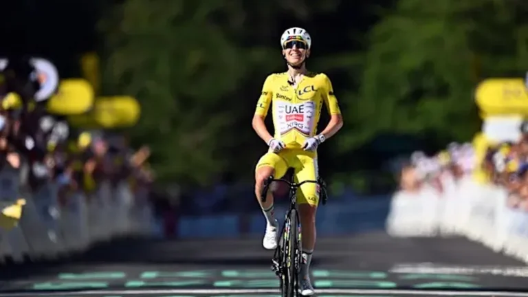 Tadej Pogacar domina o Tour de France com ataque imbatível, analisa Tom Dumoulin