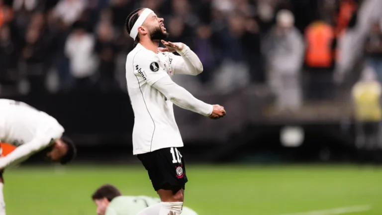 Corinthians Define Até Segunda o Futuro de Memphis Depay com Contrato Renovado Corinthians Define Até Segunda o Futuro de Memphis Depay com Contrato Renovado